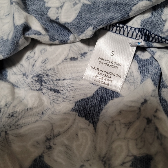 Floral "Denim" Dress Shirt - Picture 9 of 10